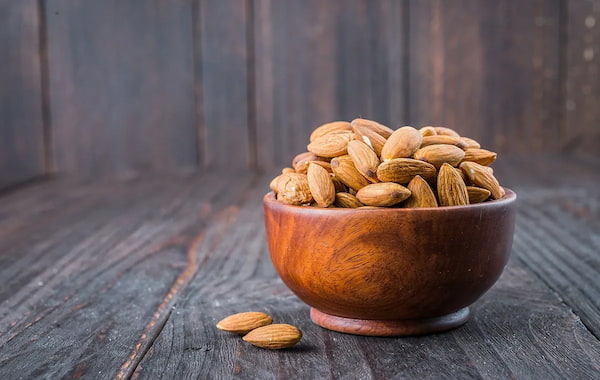 خرید و فروش بادام تلخ کوهی با شرایط فوق العاده